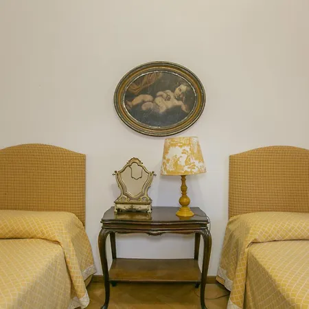 فيلة Garden Hill *